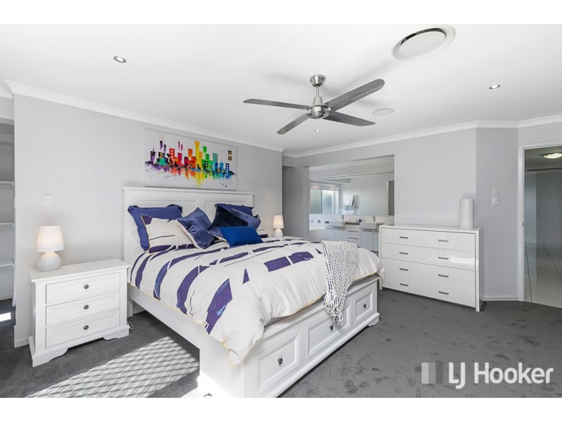 41 Aquila Street, Redland Bay QLD 4165