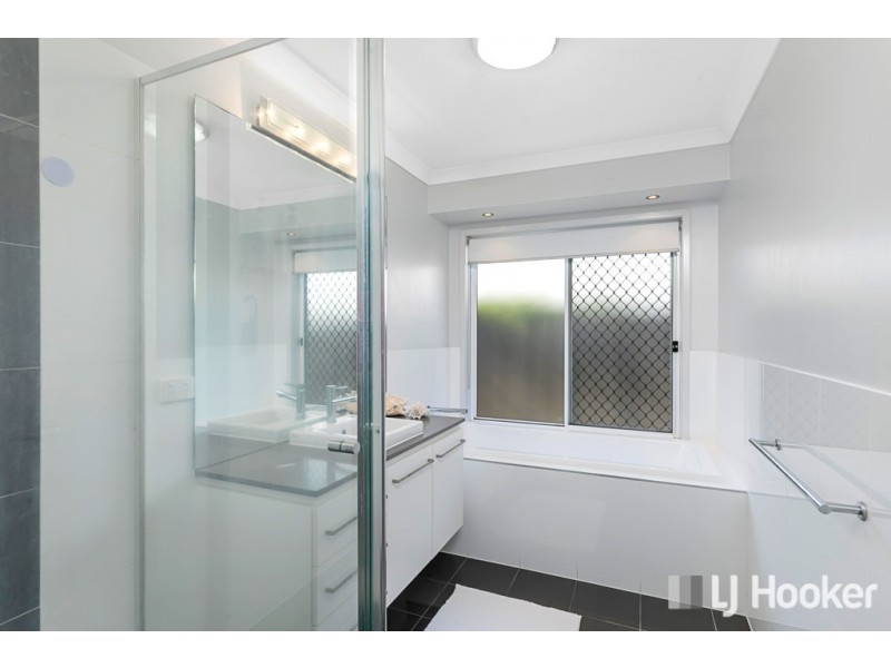 41 Aquila Street, Redland Bay QLD 4165