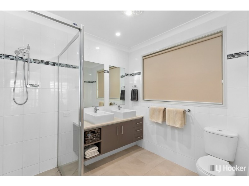 12 Torello Crescent, Victoria Point QLD 4165