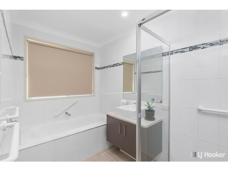 12 Torello Crescent, Victoria Point QLD 4165