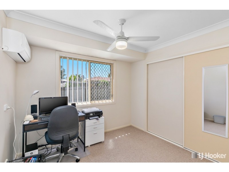 2/2 Walnut Court, Birkdale QLD 4159