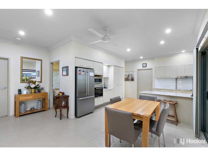 2/37 Station Street, Wellington Point QLD 4160
