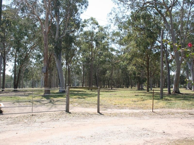 212 Teviot Road, Carbrook QLD 4130