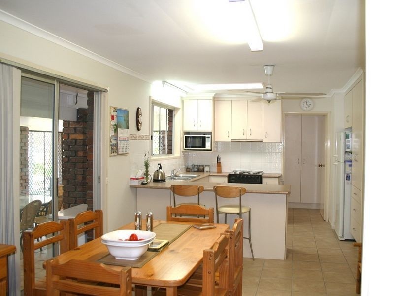 212 Teviot Road, Carbrook QLD 4130