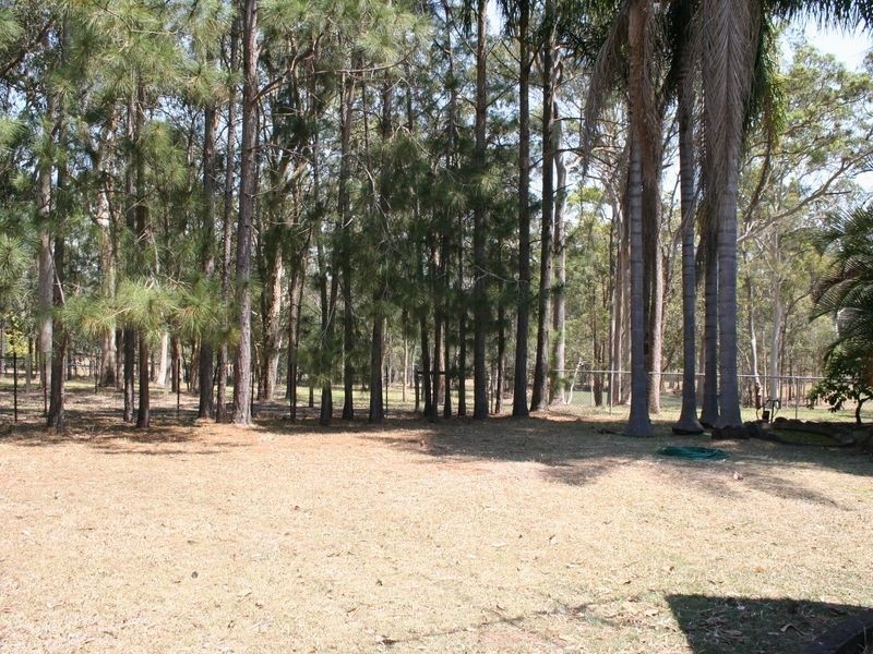 212 Teviot Road, Carbrook QLD 4130