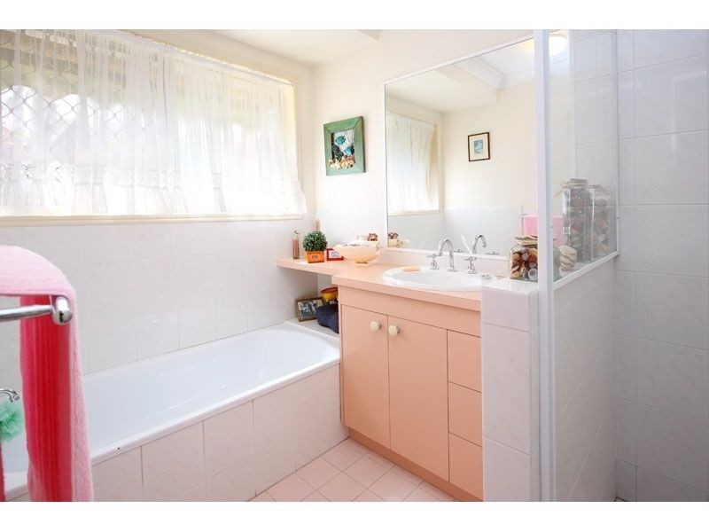 9 Natalin Street, Cleveland QLD 4163