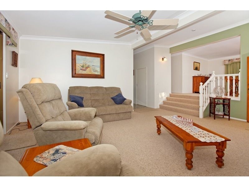 11 Sylvania Street, Wellington Point QLD 4160