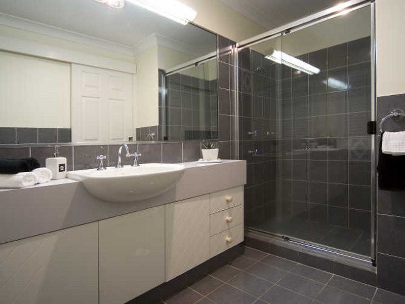 4 Pennant Court, Birkdale QLD 4159