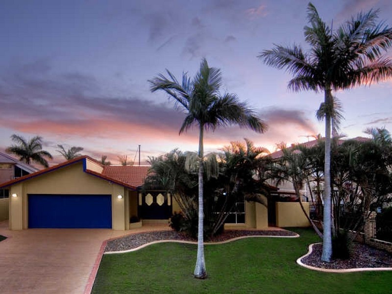 4 Pennant Court, Birkdale QLD 4159