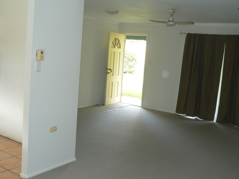 1 Chestnut Cr, Victoria Point QLD 4165