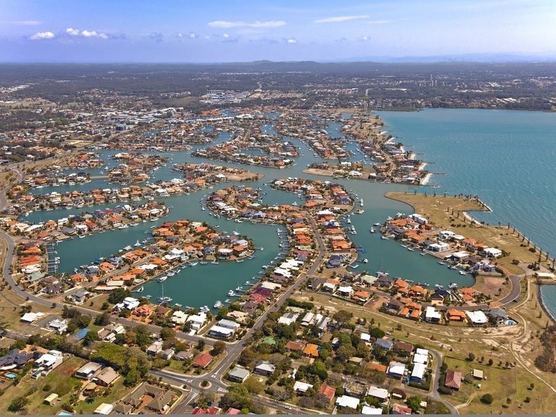 11 Voyagers Court, Raby Bay QLD 4163