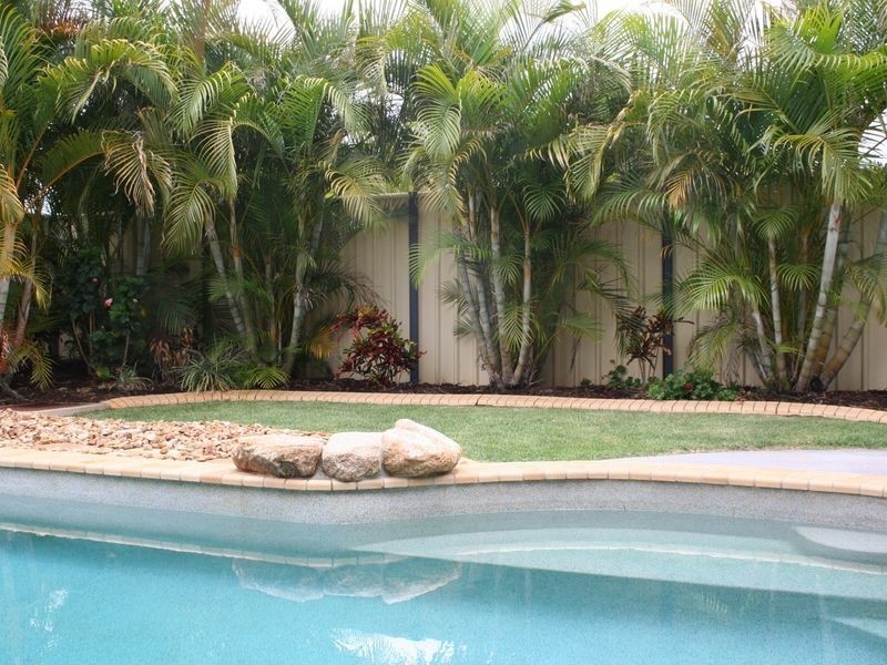 84 Penzance Drive, Redland Bay QLD 4165