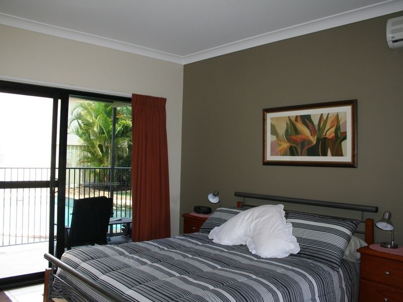 84 Penzance Drive, Redland Bay QLD 4165