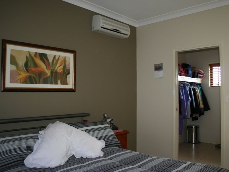 84 Penzance Drive, Redland Bay QLD 4165