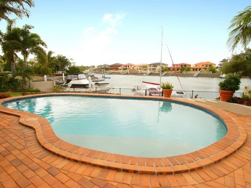 7 Seacrest Court, Raby Bay QLD 4163