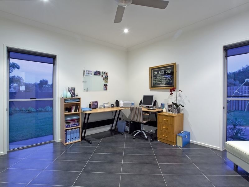 9 Creedin Court, Redland Bay QLD 4165