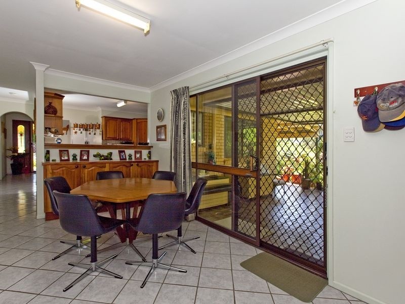 2 – 4 Holz Street, Victoria Point QLD 4165
