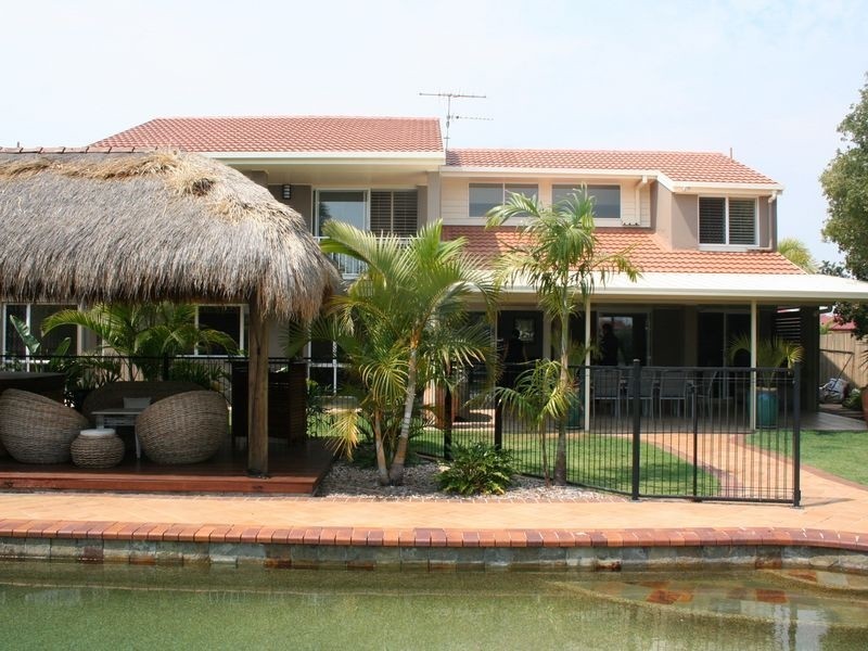 22 Compass Court, Raby Bay QLD 4163