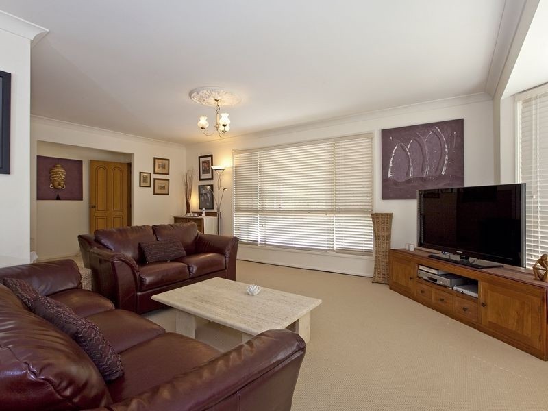 6 Holz Street, Victoria Point QLD 4165