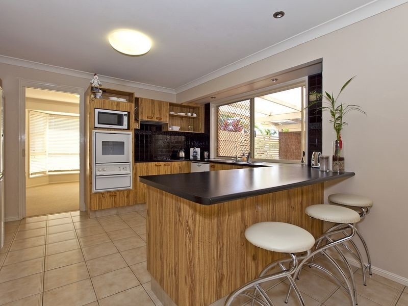 6 Holz Street, Victoria Point QLD 4165