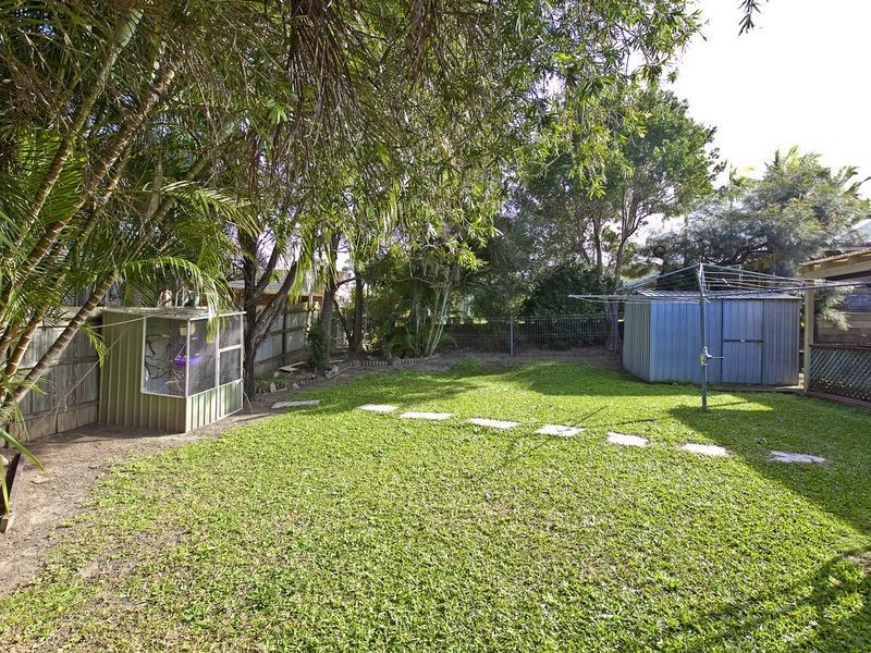 37 Strachan Road, Victoria Point QLD 4165