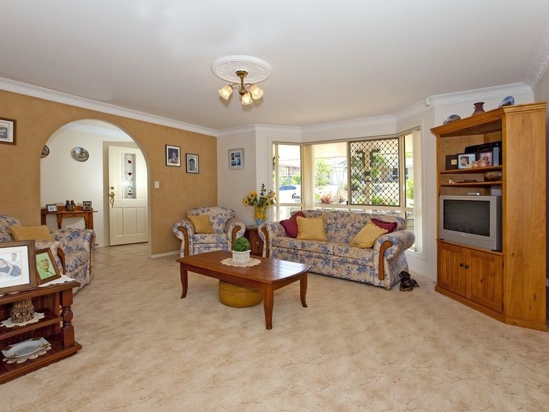 80 Clive Road, Birkdale QLD 4159
