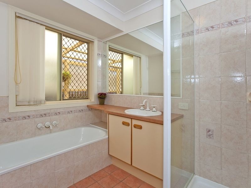 80 Clive Road, Birkdale QLD 4159