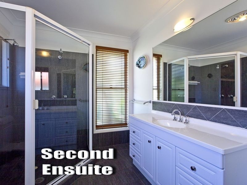 7 Lido Court, Wellington Point QLD 4160