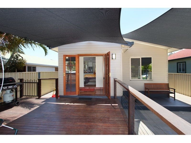 65 Thomas Street, Birkdale QLD 4159