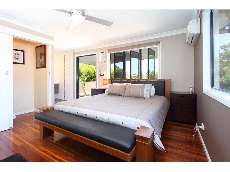 65 Thomas Street, Birkdale QLD 4159