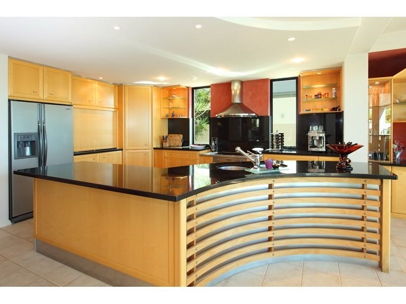 3 Plymouth Court, Raby Bay QLD 4163