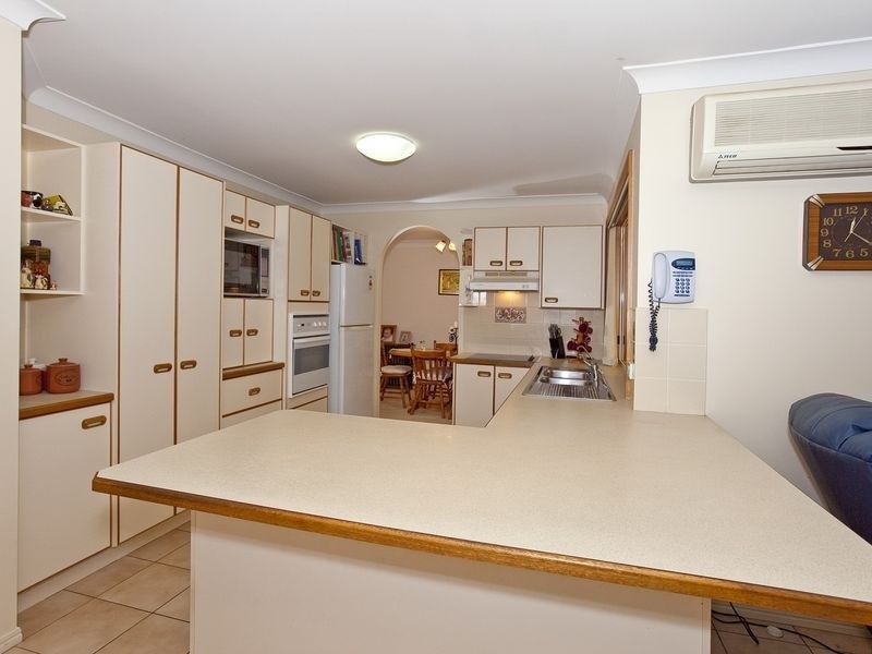 80 Clive Road, Birkdale QLD 4159