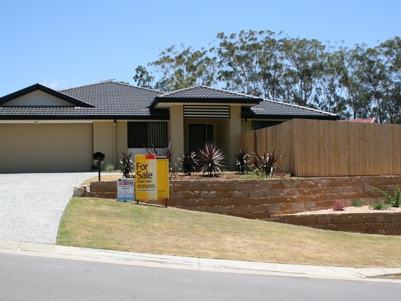 43 Emperor Drive, Redland Bay QLD 4165