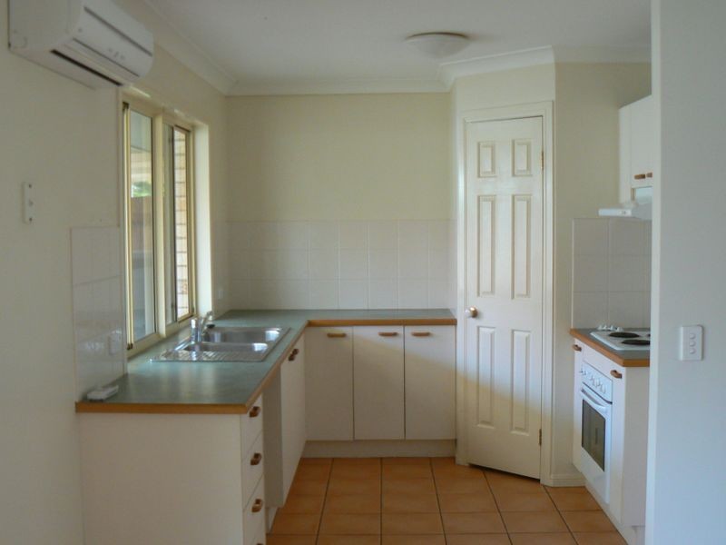 2/2 Walnut Court, Birkdale QLD 4159