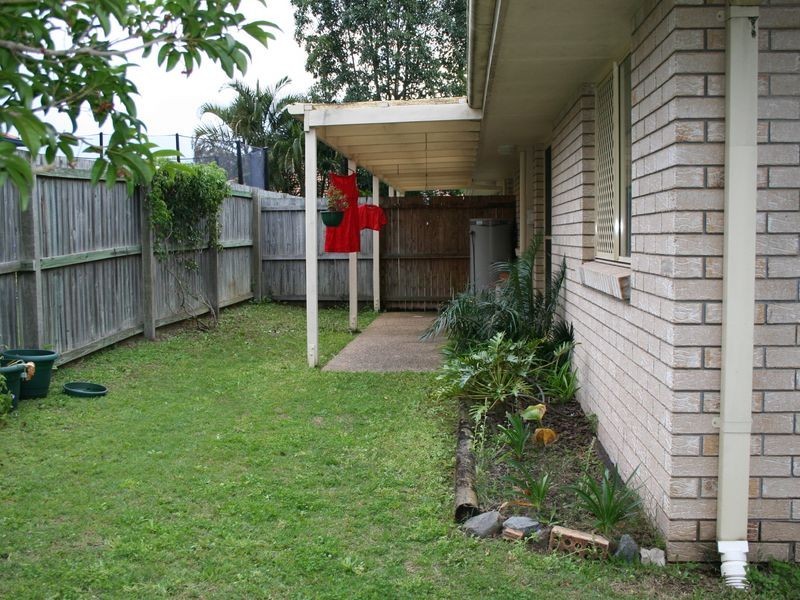 2/2 Walnut Court, Birkdale QLD 4159