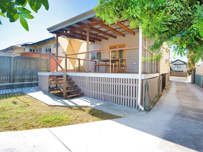 205 Cornwall Street, Greenslopes QLD 4120