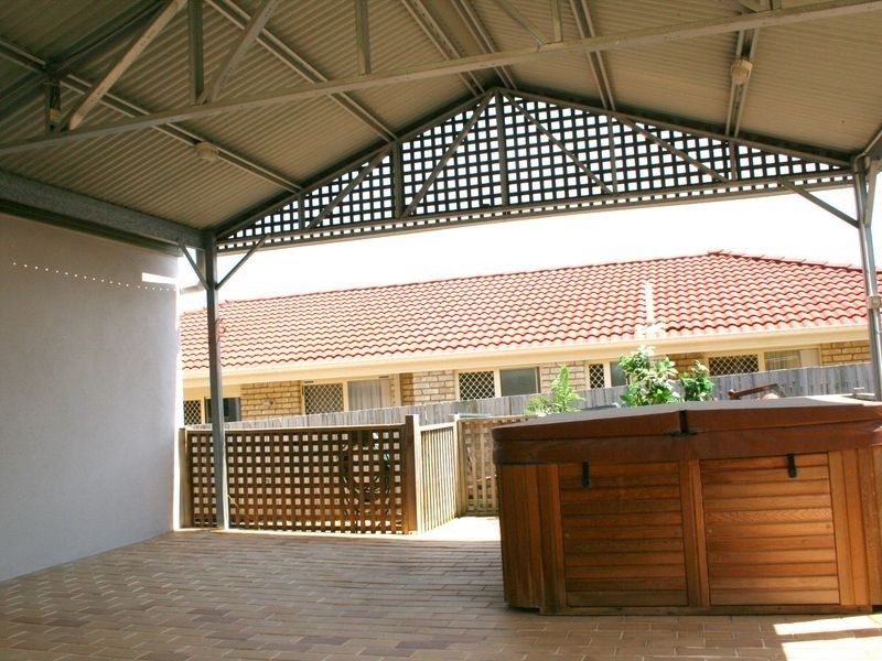 16 Walnut Court, Birkdale QLD 4159