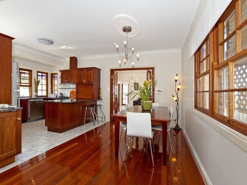 741 Esplanade, Lota QLD 4179