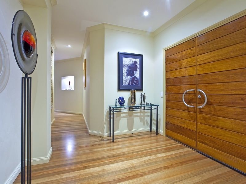 12 Melaleuca Drive, Capalaba QLD 4157