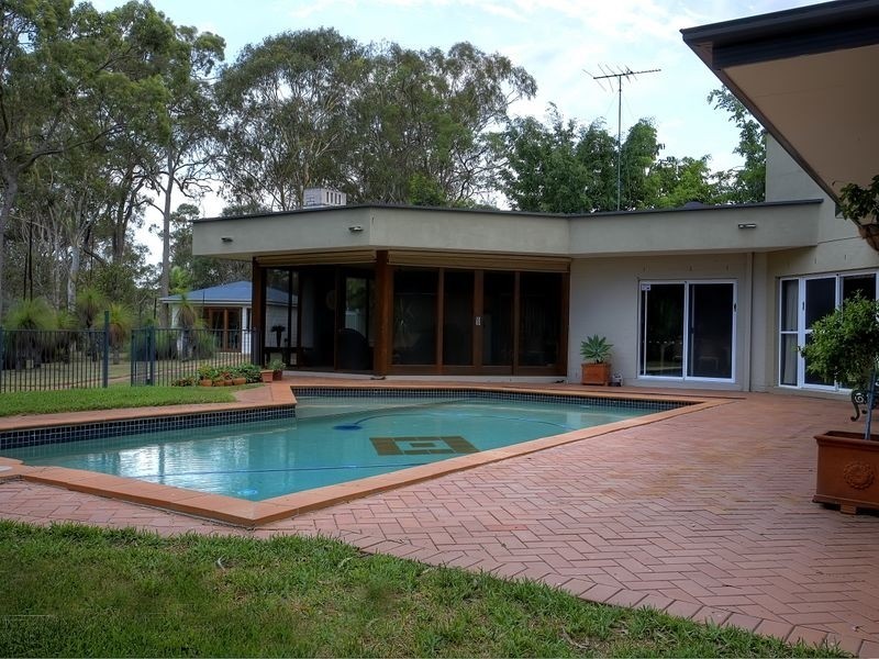 12 Melaleuca Drive, Capalaba QLD 4157