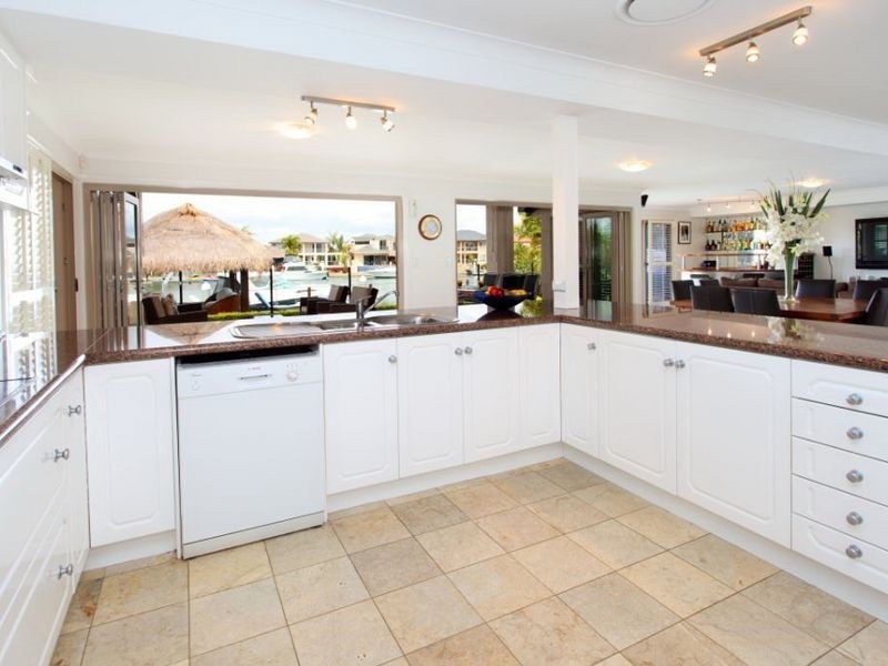 20 Carling Court, Raby Bay QLD 4163