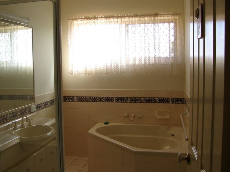 12 Maritime Court, Victoria Point QLD 4165