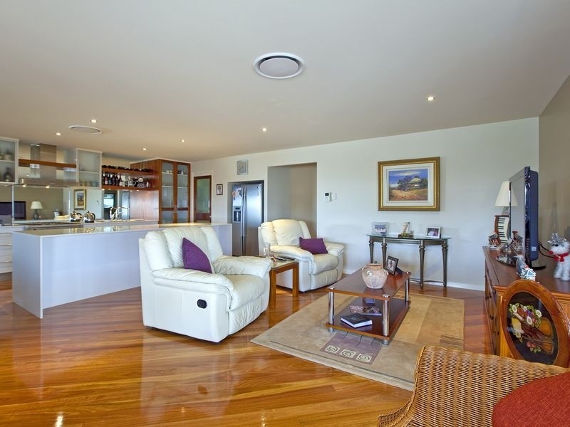 10 Beddoe Street, Thornlands QLD 4164