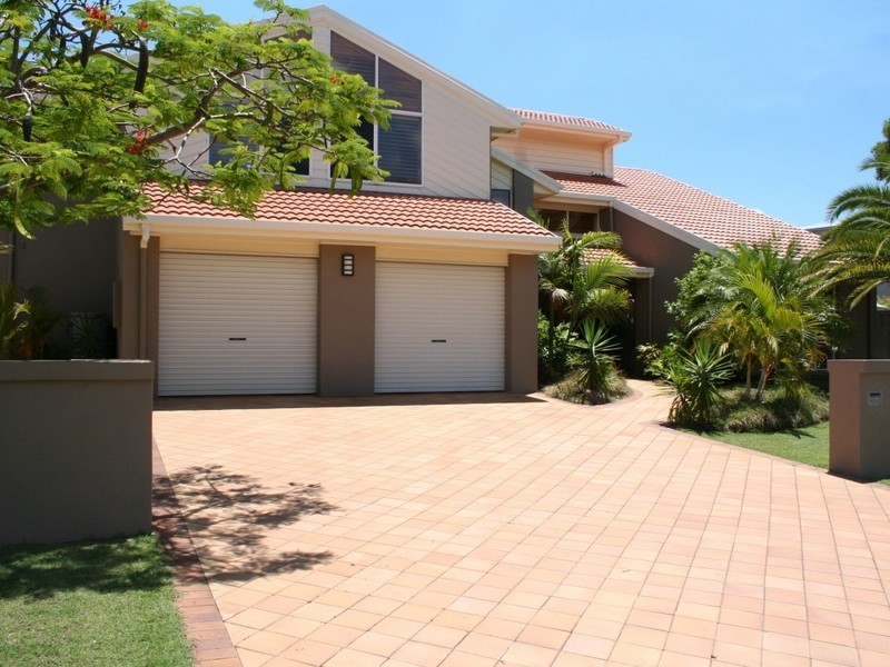 22 Compass Court, Raby Bay QLD 4163