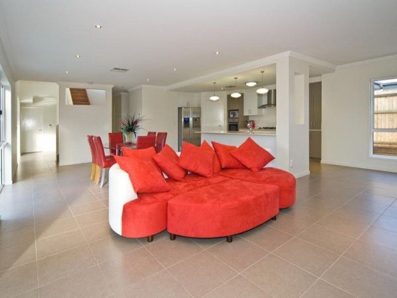 13 Seaspray Street, Thornlands QLD 4164