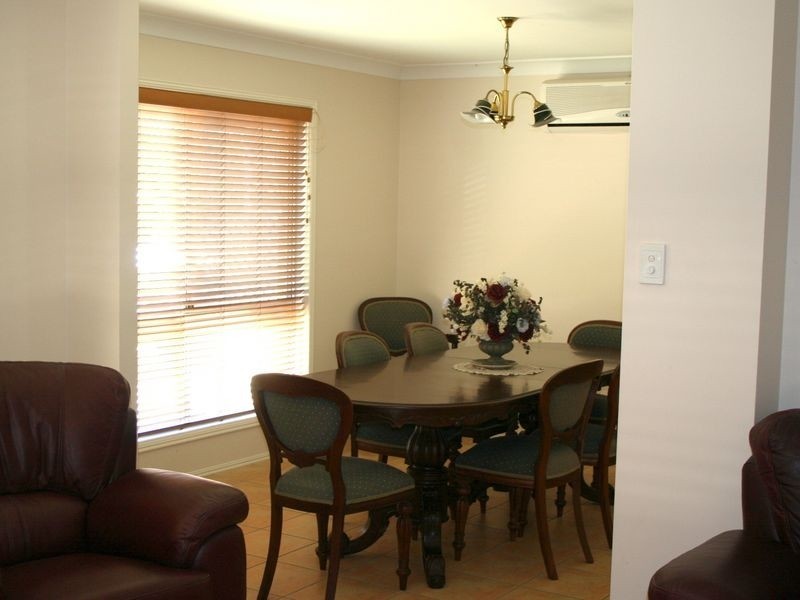 52 Beach Street, Cleveland QLD 4163