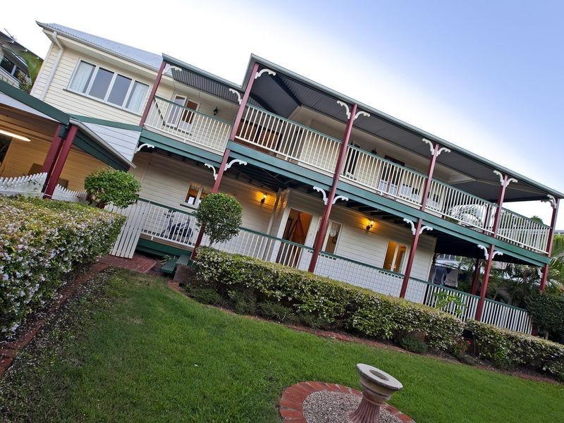 89 Main Road, Wellington Point QLD 4160