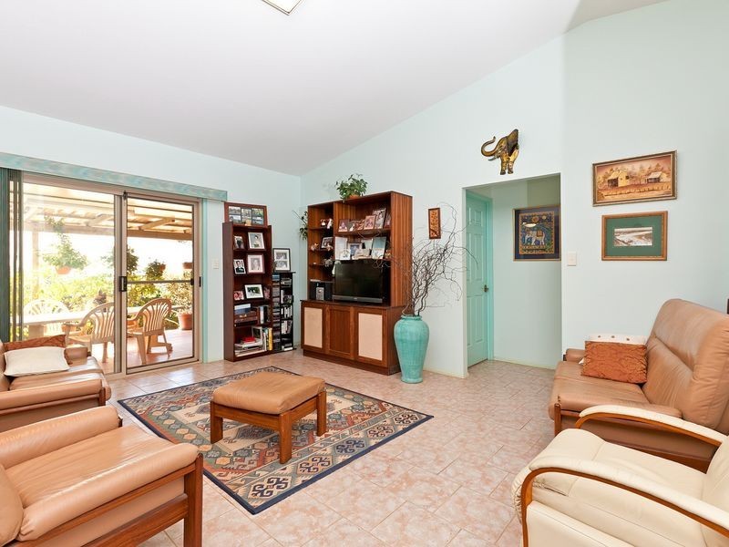 10 Cazna Court, Redland Bay QLD 4165