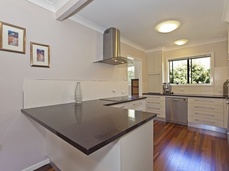 24 Thistle Street, Ormiston QLD 4160