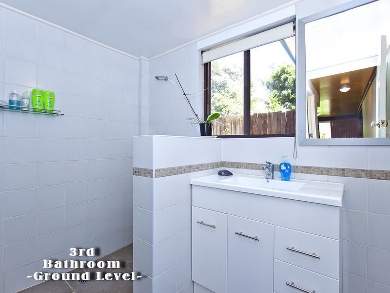 24 Thistle Street, Ormiston QLD 4160